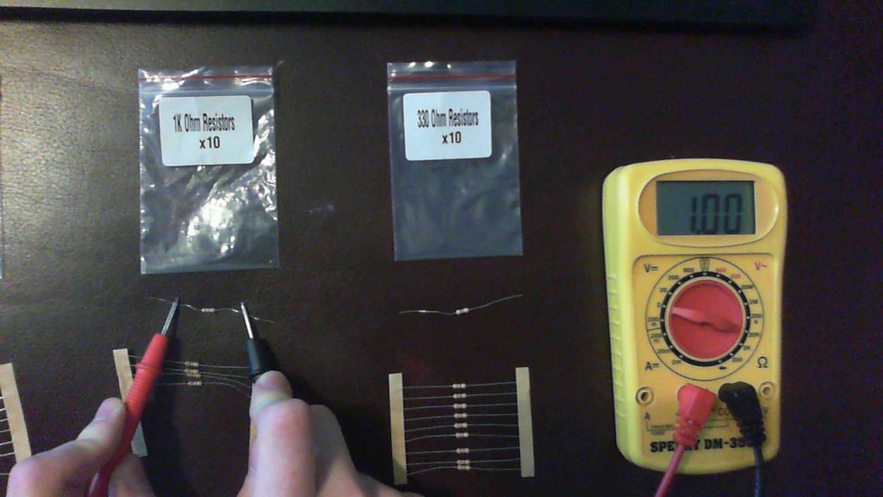 testing 1k Ohm resistor